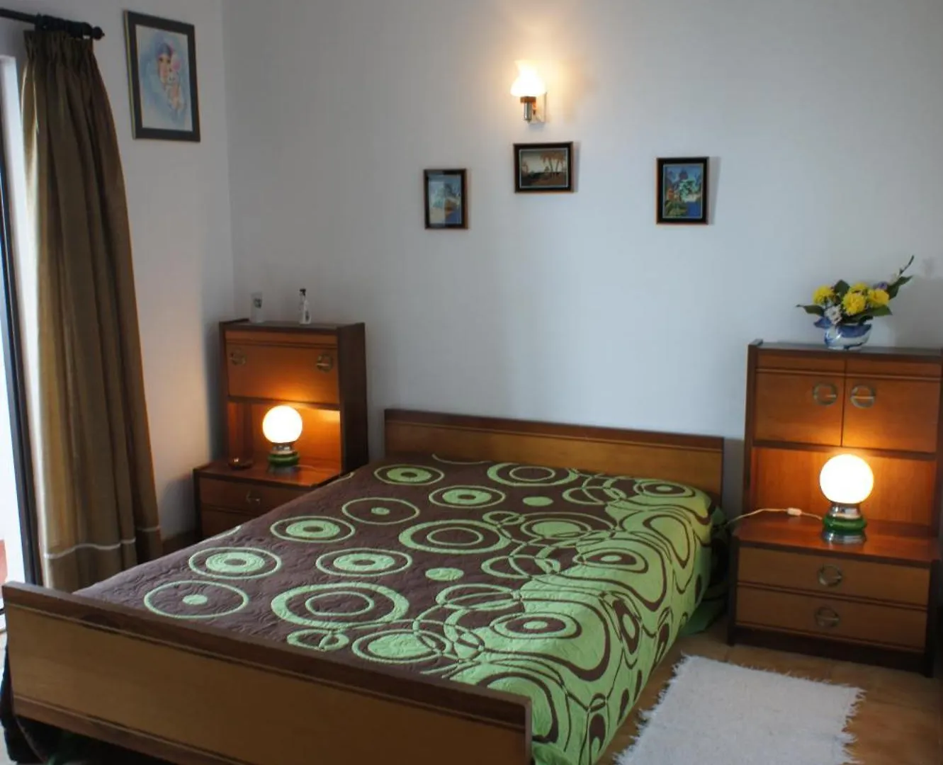 A Spacious 3 Bedroom Apartment In Casa Melia Porches