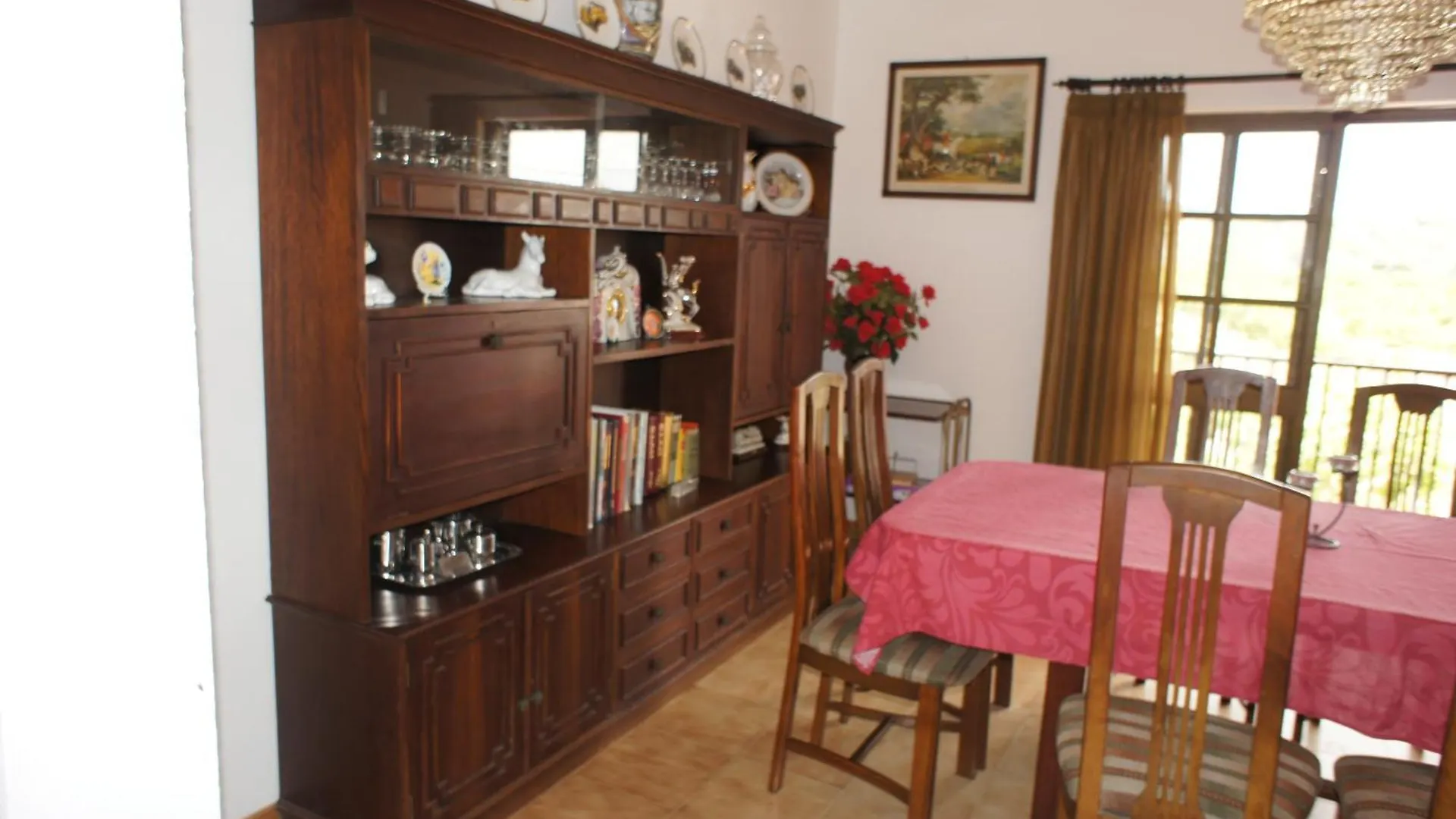A Spacious 3 Bedroom Apartment In Casa Melia Porches